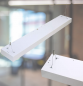 Preview: LED AB30 Pendelleuchte Microprisma 150cm 1-fl. BAP vorverdrahtet für LED Röhren T8 inkl. Abhängung und Kabel